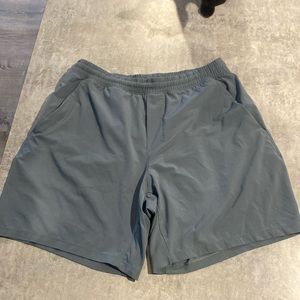 Lulu Pacebreaker Steel Blue/green
- Linerless
- Size Large 5” Inseam